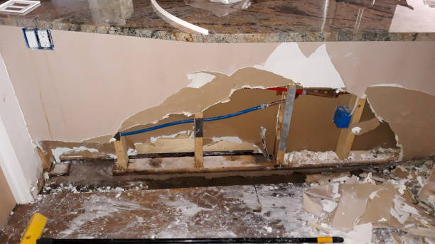 Best Sewage cleanup and water damage restoration  in Yakima, WA